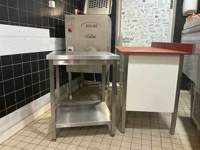 Kolbe - mw100 - gehakt(vlees)molen en snijtafels - afbeelding 1 van  36