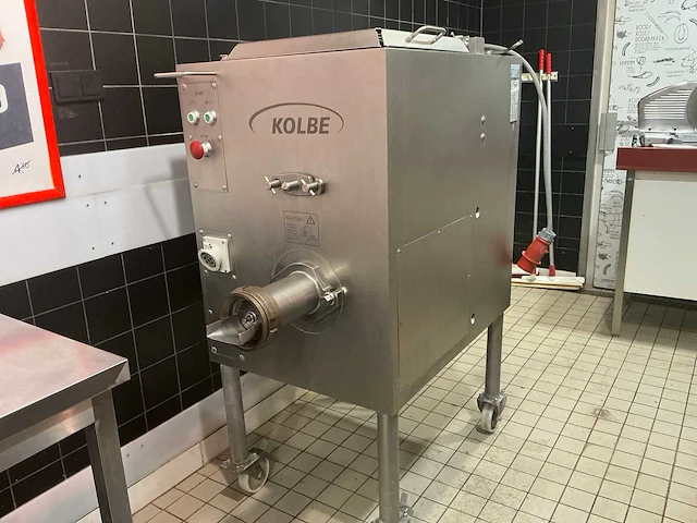 Kolbe - mw100 - gehakt(vlees)molen en snijtafels - afbeelding 15 van  36
