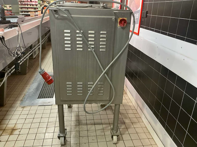 Kolbe - mw100 - gehakt(vlees)molen en snijtafels - afbeelding 20 van  36
