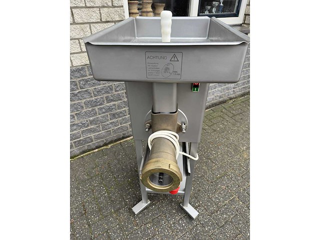 Kolbe - voorsnijder - vleeswolf / gehaktmolen - afbeelding 3 van  5
