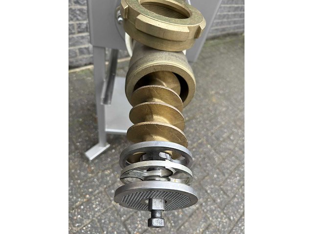 Kolbe - voorsnijder - vleeswolf / gehaktmolen - afbeelding 4 van  5