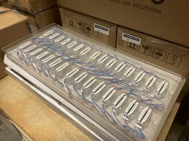 Koledo ls512 60 nodes led string 2700k (3x) - afbeelding 2 van  4