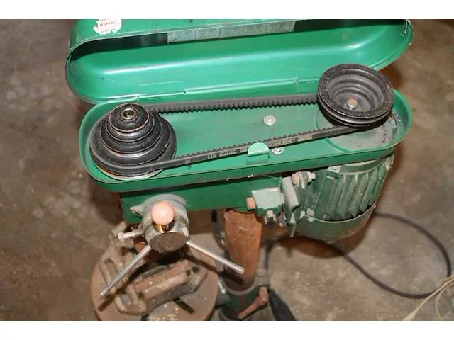 Kolomboormachine delco dl-13 met variabel toerental en machineknecht. - afbeelding 4 van  4