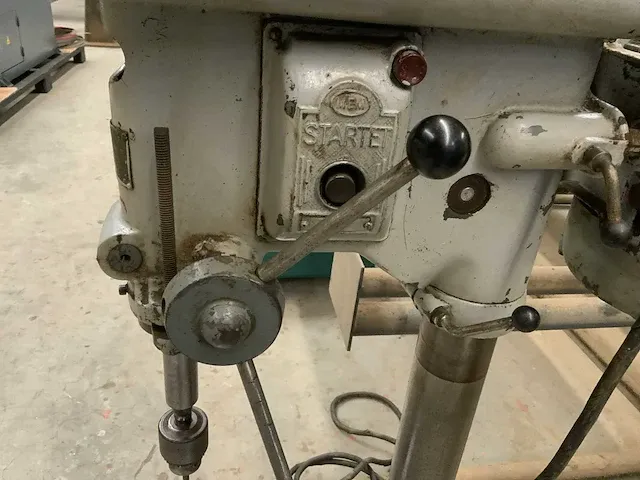 Kolomboormachine vintage - afbeelding 9 van  11