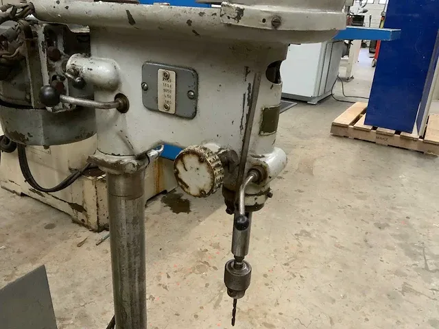 Kolomboormachine vintage - afbeelding 10 van  11