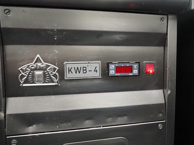 Koma - afbeelding 7 van  9