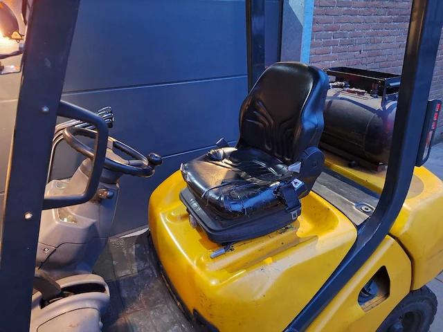 Komatsu - 2010 - fg 30 t-16 - vorkheftruck - afbeelding 8 van  11