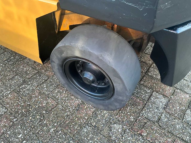 Komatsu fd25-8 vorkheftruck - afbeelding 13 van  27