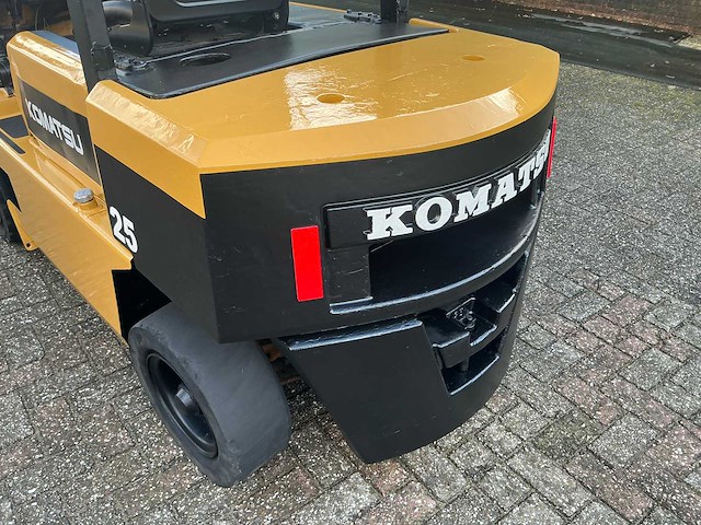 Komatsu fd25-8 vorkheftruck - afbeelding 16 van  27