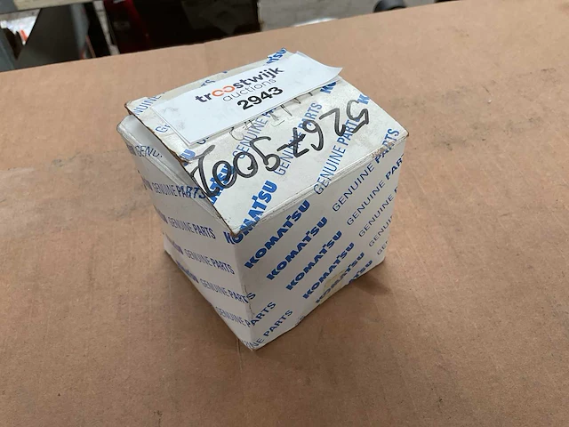 Komatsu self-locking nut - afbeelding 6 van  6