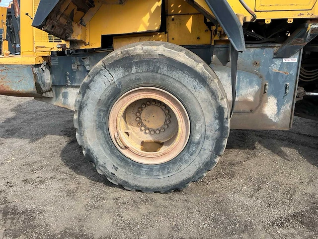 Komatsu wa380 shovel - afbeelding 4 van  49