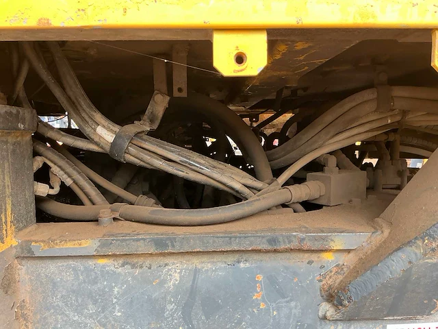 Komatsu wa380 shovel - afbeelding 21 van  49