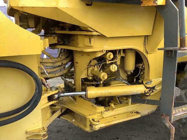 Komatsu wa420 shovel - afbeelding 14 van  22