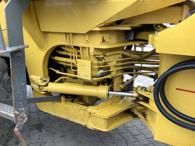 Komatsu wa420 shovel - afbeelding 15 van  22