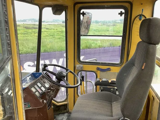 Komatsu wa420 shovel - afbeelding 16 van  22