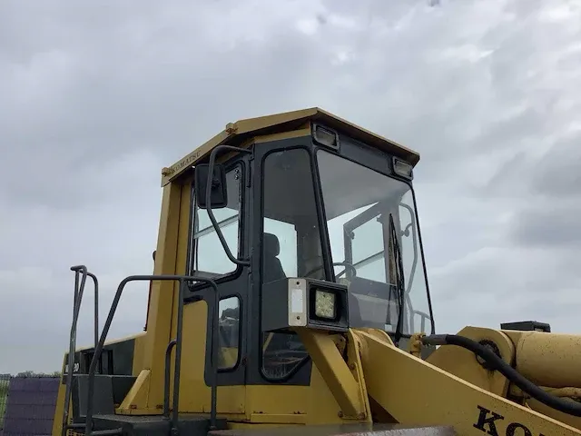 Komatsu wa420 shovel - afbeelding 7 van  22