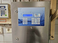 Kombimix - 2020 - waterdoseerapparaat met kombimix kwc 75 chiller