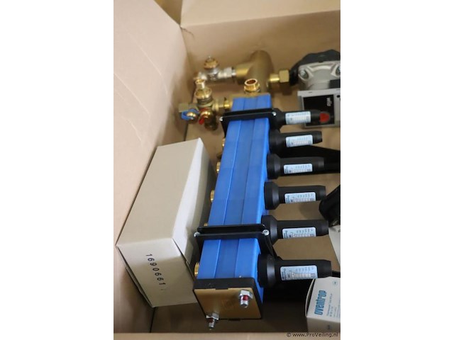 Komfort verdeler t.b.v. vloerverwarming | type 4880 | nieuw in doos - afbeelding 3 van  4