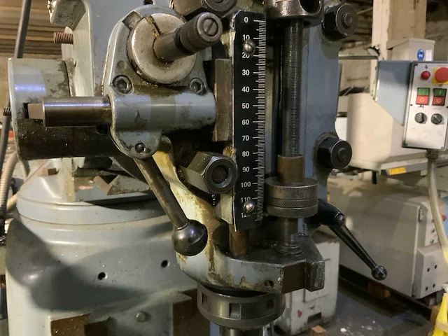 Kondia fv-1 universele freesmachine - afbeelding 4 van  15