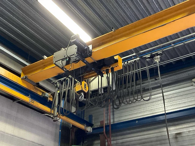 Kone xl100 bovenloophalkraan - afbeelding 1 van  8