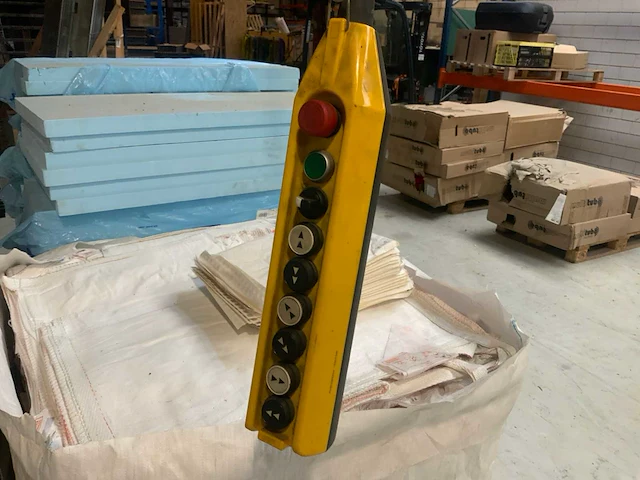 Kone xl100 bovenloophalkraan - afbeelding 4 van  8