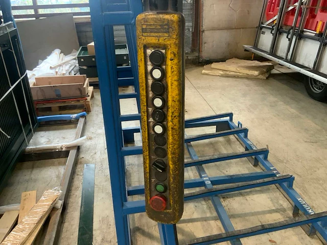 Kone xl300 bovenloophalkraan - afbeelding 6 van  9