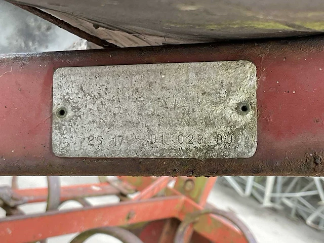 Kongskilde triple k 250 triltand cultivator - afbeelding 8 van  8
