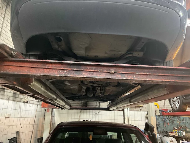 Koni hefbrug - 3500kg - 4 koloms - afbeelding 4 van  7