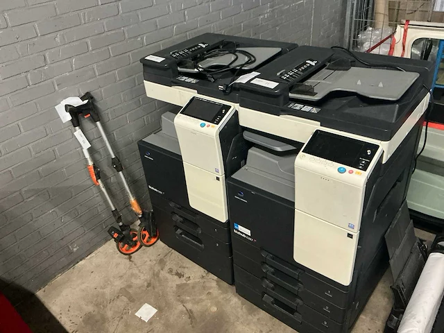 Konica minolta bizhub c227 kopieerapparaat - afbeelding 1 van  5
