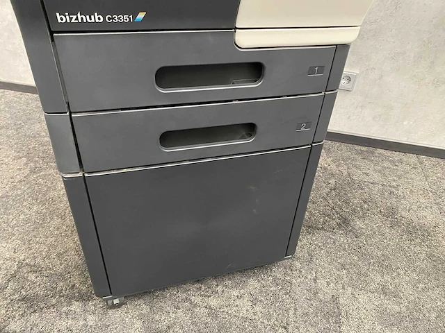 Konica minolta bizhub c3351 - multifunctionele printer - afbeelding 4 van  13