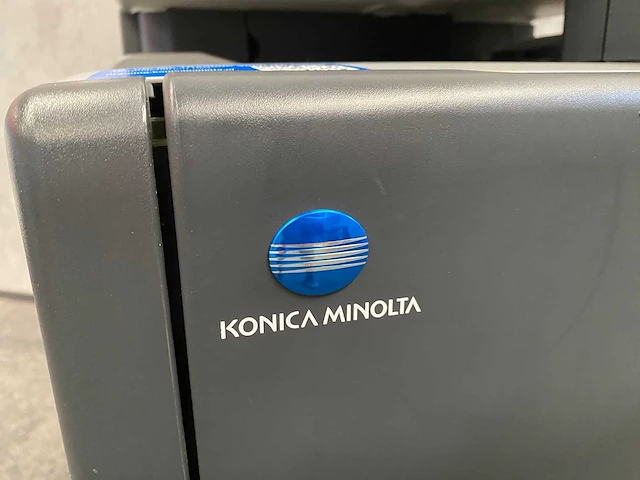Konica minolta bizhub c3351 - multifunctionele printer - afbeelding 9 van  13
