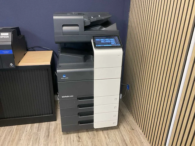 Konica minolta bizhub c450i alles in een: printen, kopiëren, scannen - afbeelding 1 van  6