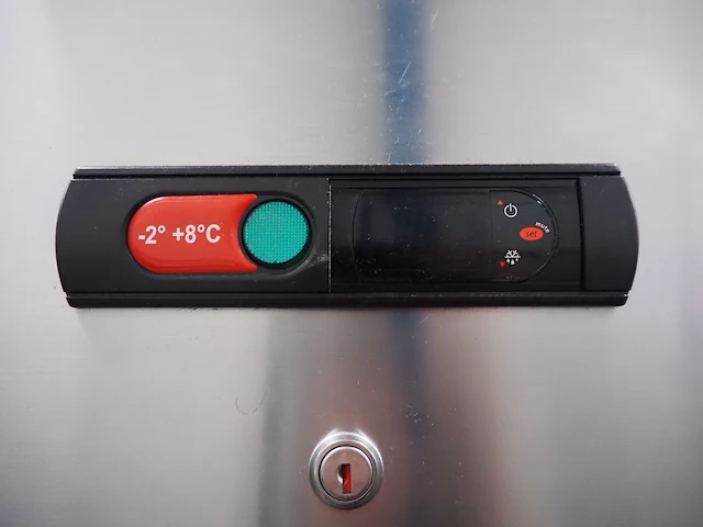 Konig - afbeelding 5 van  6