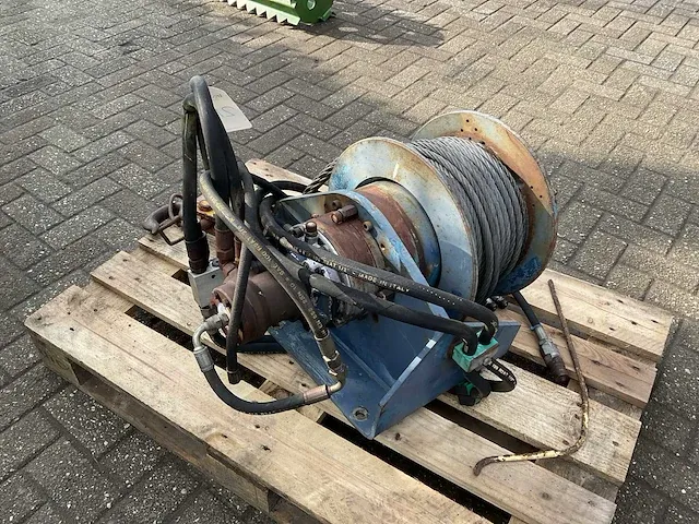 Koning brevini vtf2500/2 hydraulische kabellier - afbeelding 2 van  6