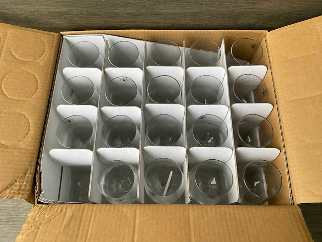 Konungslig wijnglas (19x) - afbeelding 4 van  5