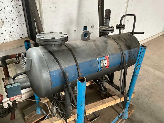 Konutherm - industriële verwarmingsinstallatie met schmehmann 42l ketel 100kw en weishaupt wl10 oliebrander, gulliver rg3 brander - afbeelding 6 van  15