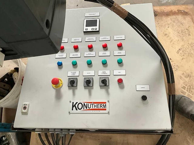 Konutherm - industriële verwarmingsinstallatie met schmehmann 42l ketel 100kw en weishaupt wl10 oliebrander, gulliver rg3 brander - afbeelding 8 van  15