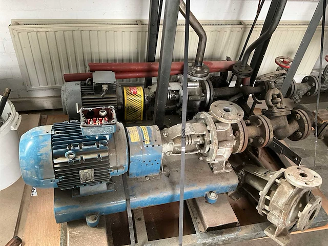 Konutherm - industriële verwarmingsinstallatie met schmehmann 42l ketel 100kw en weishaupt wl10 oliebrander, gulliver rg3 brander - afbeelding 15 van  15