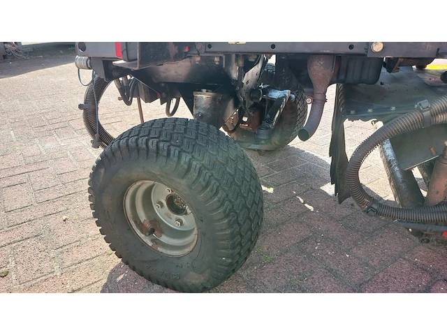 Kooimaaier met cabine, toro, reelmaster 3240-d - afbeelding 17 van  67