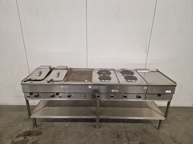 Kooklijn - mareno - fornuis, dubbele friteuse, bakplaat - 400v - afbeelding 1 van  4