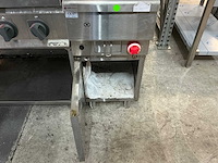 Kookwand met friteuse, gasfornuis (bakplaat en lavagrill) - afbeelding 5 van  18