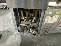 Kookwand met friteuse, gasfornuis (bakplaat en lavagrill) - afbeelding 10 van  18