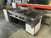 Kookwand met friteuse, gasfornuis (bakplaat en lavagrill) - afbeelding 1 van  18