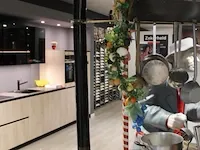 Koopman met handkar retro - afbeelding 2 van  12