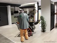 Koopman met handkar retro - afbeelding 6 van  12