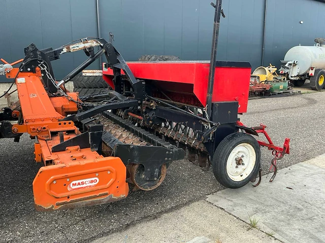 Kopeg met zaaimachine - afbeelding 6 van  34