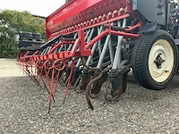 Kopeg met zaaimachine - afbeelding 32 van  34