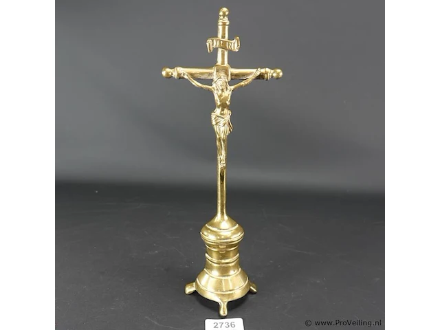 Koperen staande crucifix - afbeelding 1 van  5