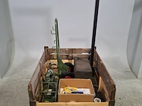 Koplamp afstel apparaat, vacuümpomp en starthulp transportkar - afbeelding 1 van  12