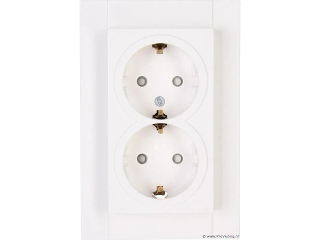 Kopp athenis – dubbele wandcontactdoos inbouw geaard - afbeelding 1 van  1